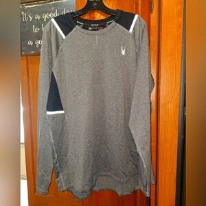 A Spyder Active Long Sleeve Pullover In A Mens Size Large. EUC
